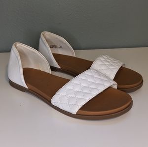 Andiamo White Acharlotte Quilted Sandal Size 8.5